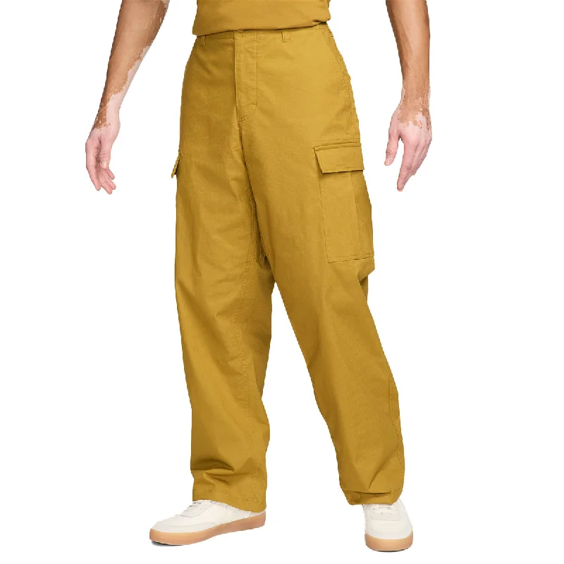 Nike SB - Kearny Cargo Pants Yellow