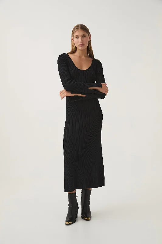 Zeitgeist Knit Midi Dress